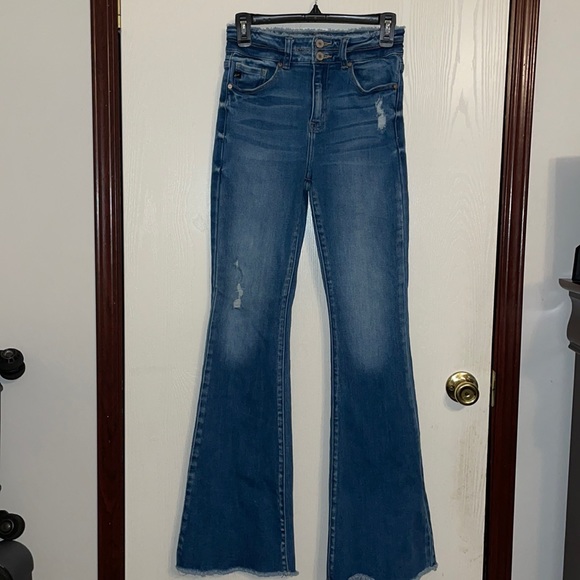 KanCan Denim - Super flattering KanCan high waist flare jeans 26